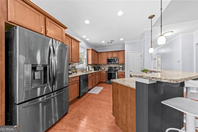 7525 Brookstone Circle, Flowery Branch, GA 30542