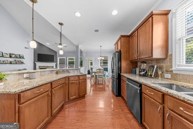 7525 Brookstone Circle, Flowery Branch, GA 30542