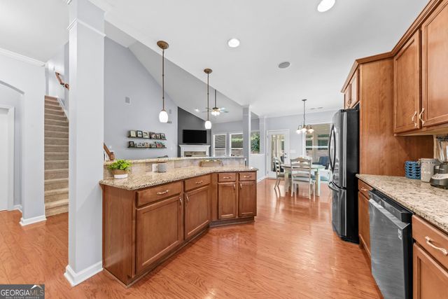 7525 Brookstone Circle, Flowery Branch, GA 30542