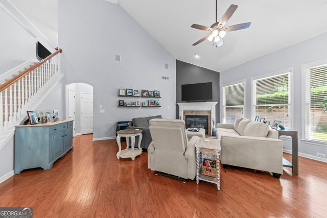 7525 Brookstone Circle, Flowery Branch, GA 30542