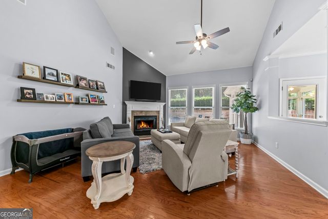 7525 Brookstone Circle, Flowery Branch, GA 30542
