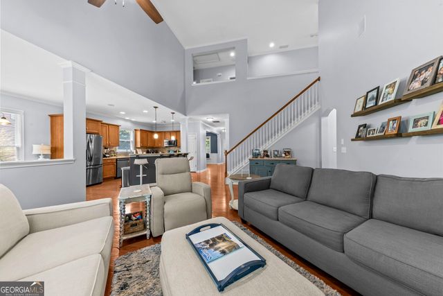 7525 Brookstone Circle, Flowery Branch, GA 30542