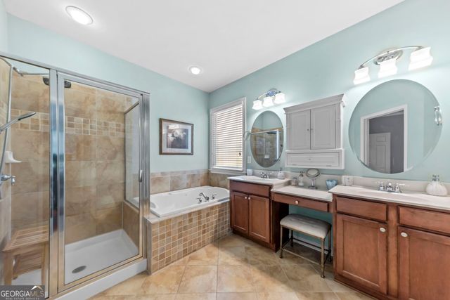 7525 Brookstone Circle, Flowery Branch, GA 30542
