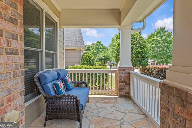 7525 Brookstone Circle, Flowery Branch, GA 30542
