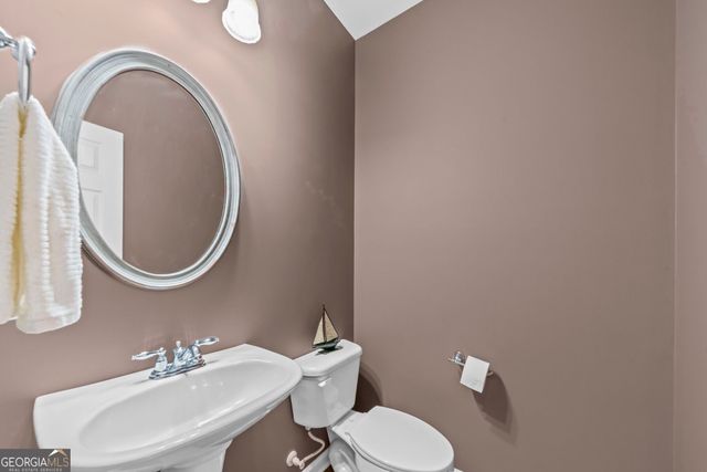 7525 Brookstone Circle, Flowery Branch, GA 30542