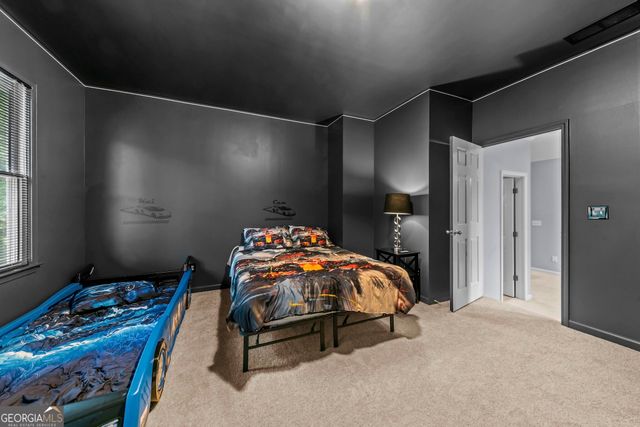 7525 Brookstone Circle, Flowery Branch, GA 30542
