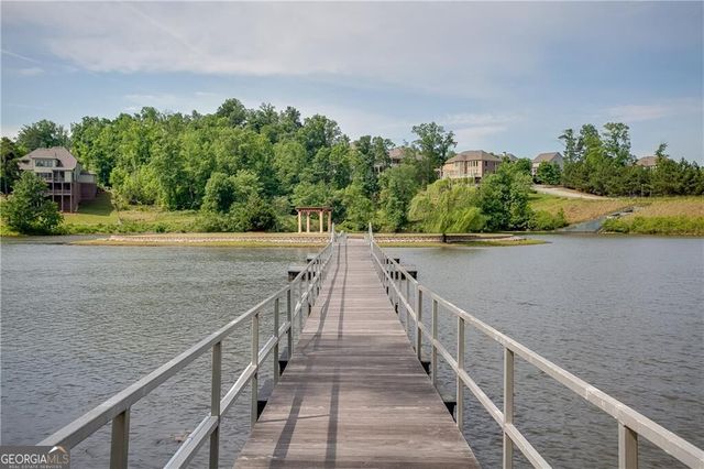 7525 Brookstone Circle, Flowery Branch, GA 30542