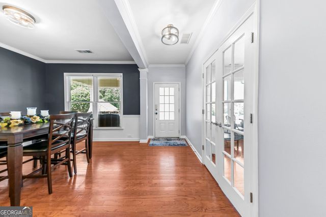 7525 Brookstone Circle, Flowery Branch, GA 30542