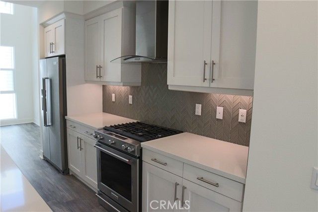 684 Malibu, Costa Mesa, CA 92627