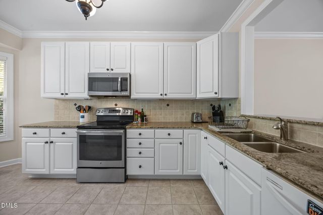 8718 Compass Lane, Raleigh, NC 27615