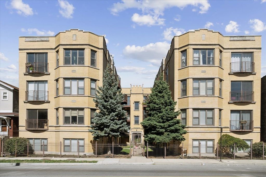 3012 W Addison Street 3N, Chicago, IL 60618 — exterior