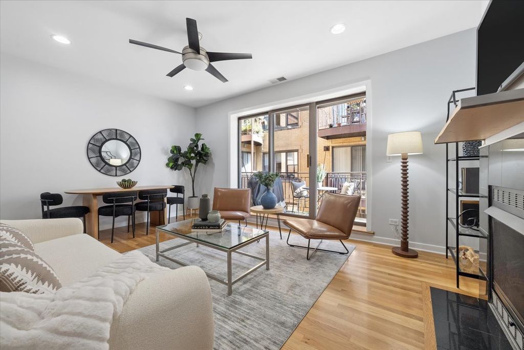 3012 W Addison Street 3N, Chicago, IL 60618 — photo 3
