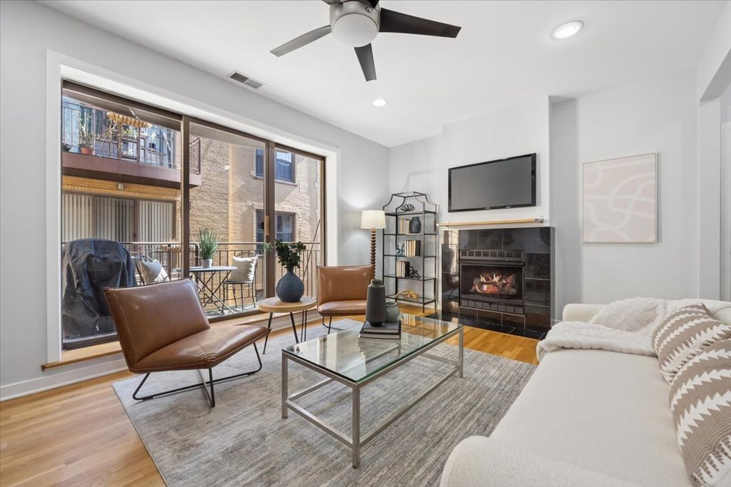 3012 W Addison Street 3N, Chicago, IL 60618 — photo 4