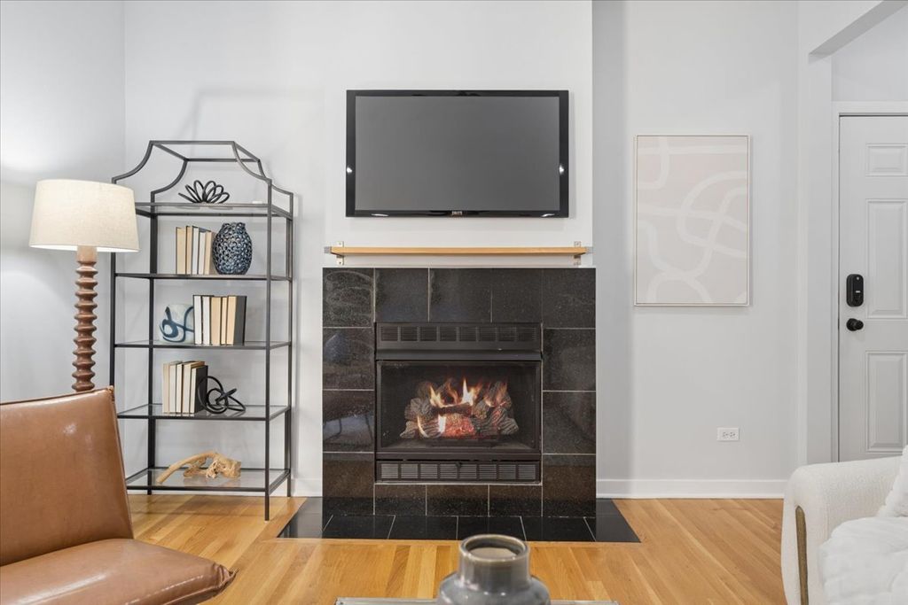 3012 W Addison Street 3N, Chicago, IL 60618 — photo 5