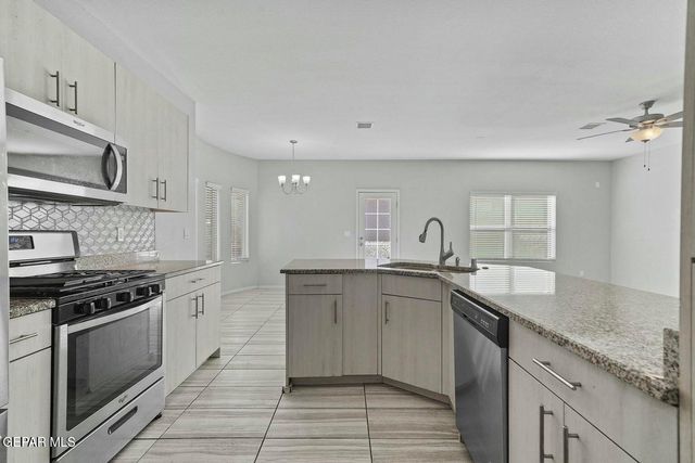 12922 CLEVEDON Street, El Paso, TX 79928