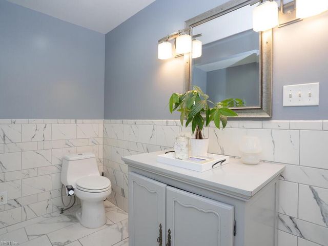 1628 Dylan DR, Virginia Beach, VA 23464