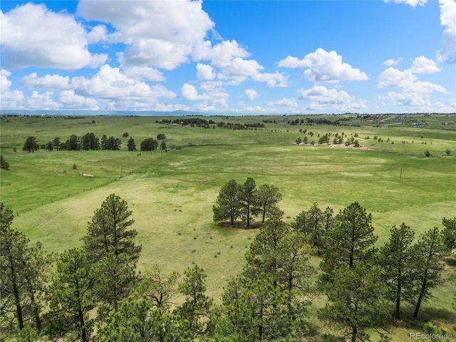 1752 Private Road 130, Elizabeth, CO 80107