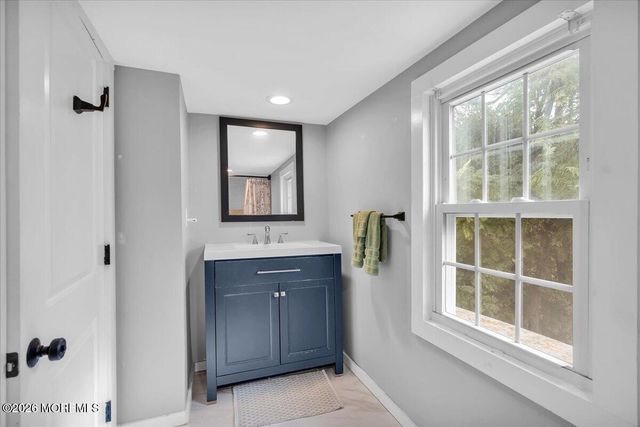 13 Imlaystown Hightstown Road, Allentown, NJ 08501
