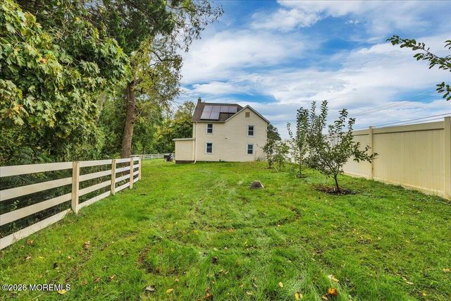 13 Imlaystown Hightstown Road, Allentown, NJ 08501