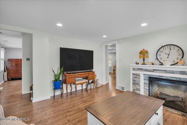 13 Imlaystown Hightstown Road, Allentown, NJ 08501