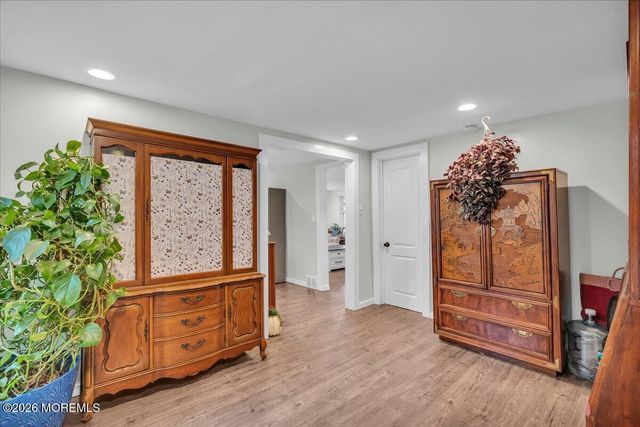 13 Imlaystown Hightstown Road, Allentown, NJ 08501