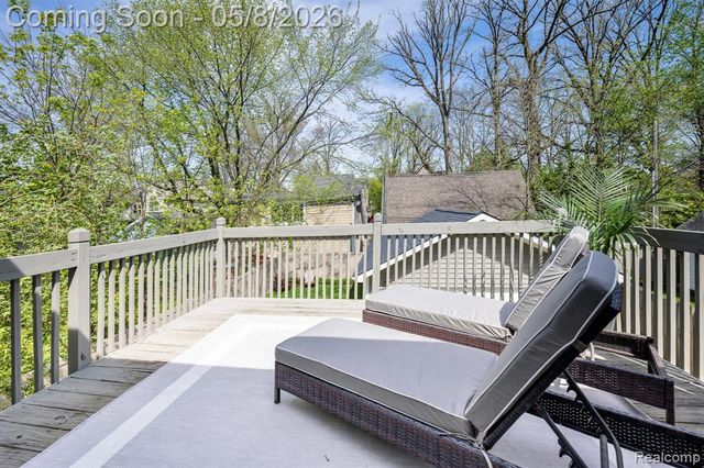 1885 Washington Boulevard, Birmingham, MI 48009