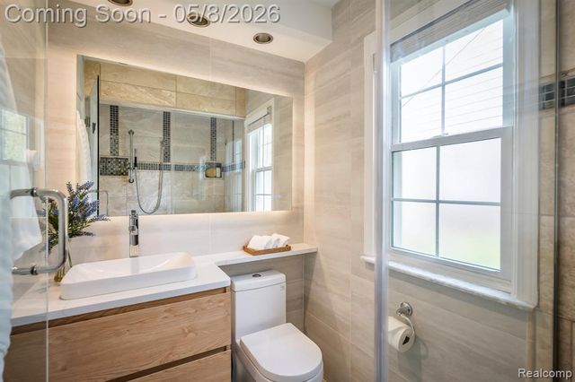 1885 Washington Boulevard, Birmingham, MI 48009
