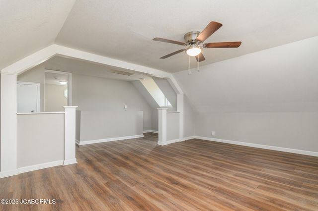 807 BROADWAY STREET, Jefferson City, MO 65101