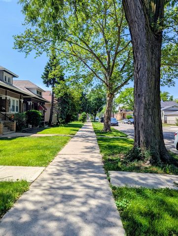 1325 N Long Avenue, Chicago, IL 60651