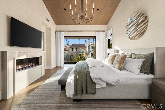 412 Heliotrope, Corona Del Mar (newport Beach), CA 92625