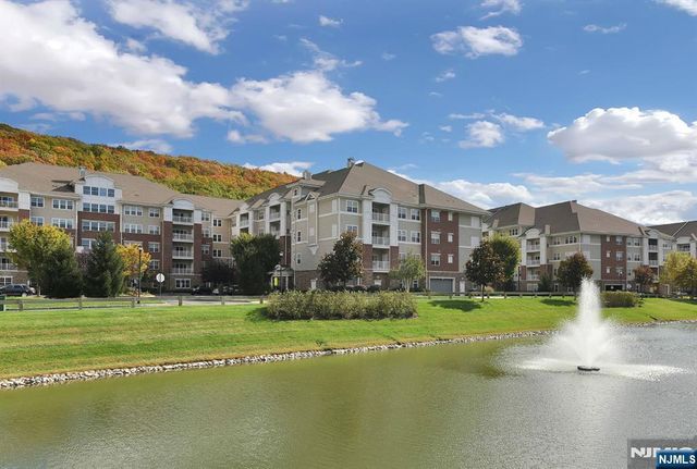 6318 Warrens Way 59, Wanaque, NJ 07465