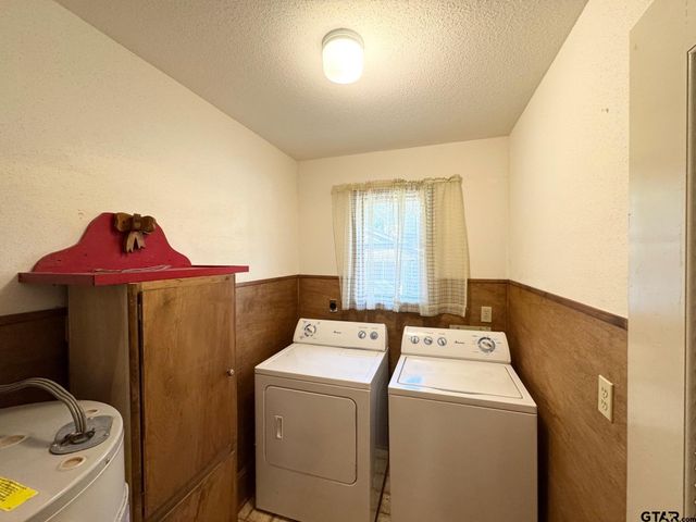 129 Dailey Road, Crockett, TX 75835