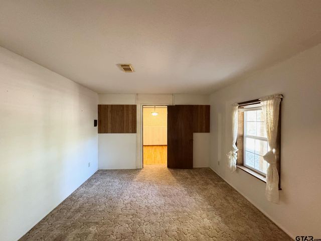 129 Dailey Road, Crockett, TX 75835