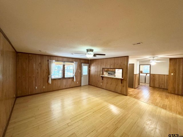 129 Dailey Road, Crockett, TX 75835