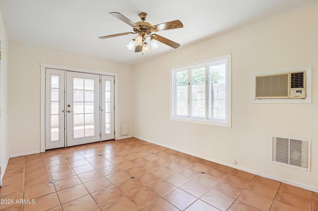 2012 N RICHLAND Street, Phoenix, AZ 85006