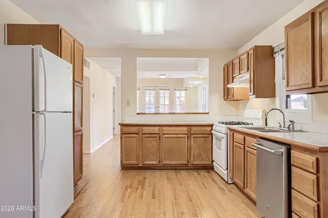 2012 N RICHLAND Street, Phoenix, AZ 85006