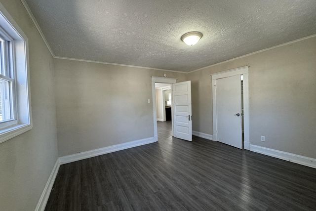 1235 N Prospect Avenue, Springfield, MO 65802