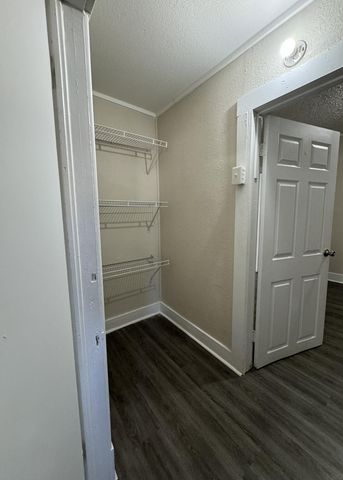 1235 N Prospect Avenue, Springfield, MO 65802