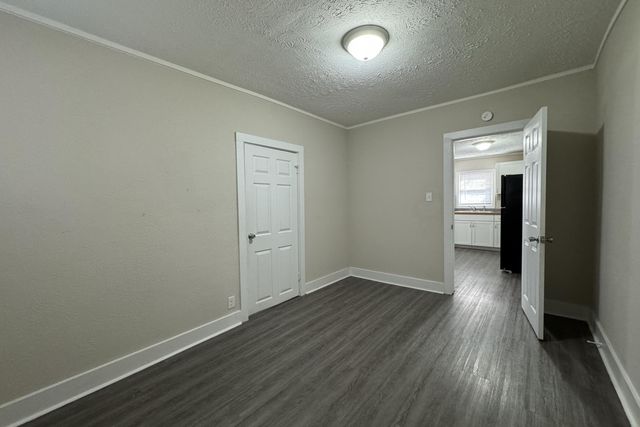 1235 N Prospect Avenue, Springfield, MO 65802