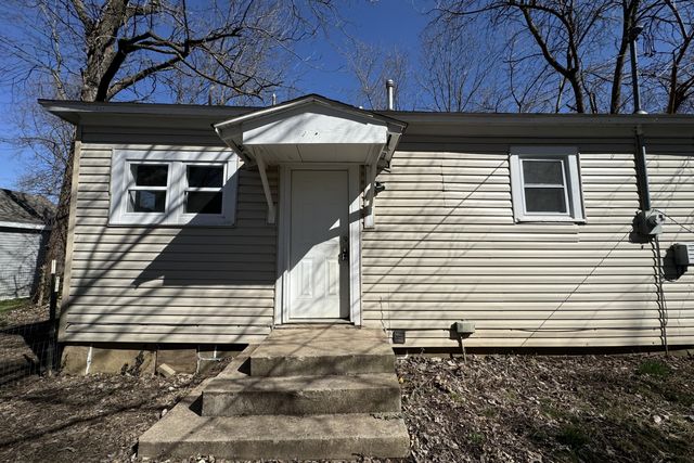 1235 N Prospect Avenue, Springfield, MO 65802