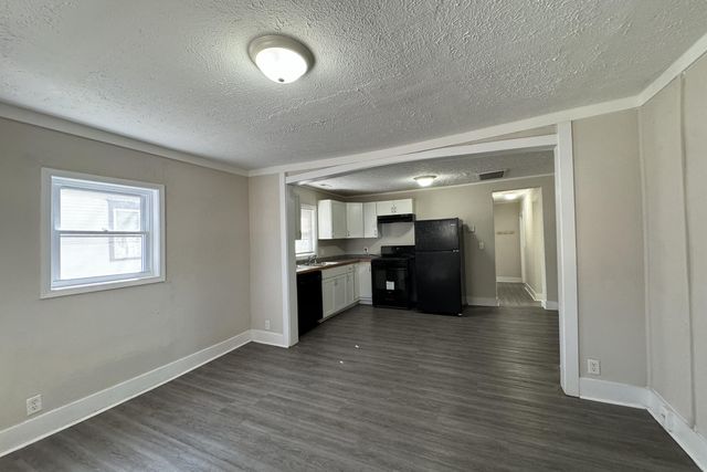 1235 N Prospect Avenue, Springfield, MO 65802