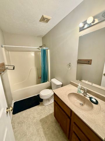 216 Christopher Drive, Nicholasville, KY 40356