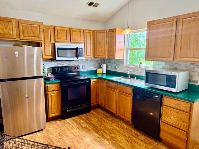 216 Christopher Drive, Nicholasville, KY 40356