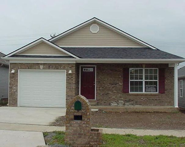 216 Christopher Drive, Nicholasville, KY 40356