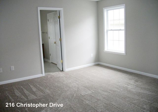 216 Christopher Drive, Nicholasville, KY 40356