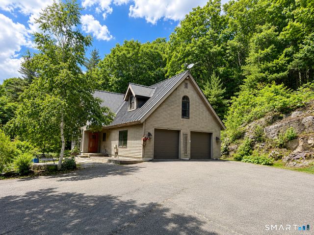 44 Pine Road, Colebrook, CT 06021