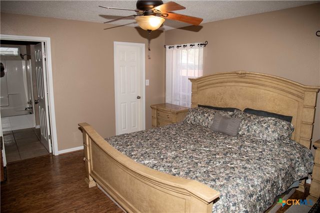 303 Bridle Lane, Victoria, TX 77904