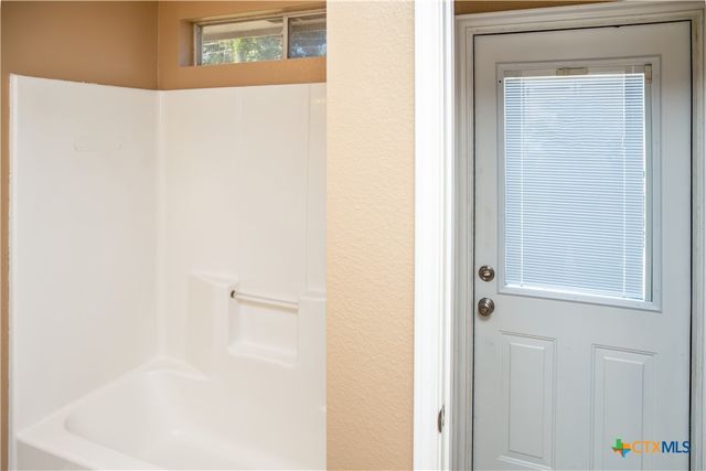 303 Bridle Lane, Victoria, TX 77904