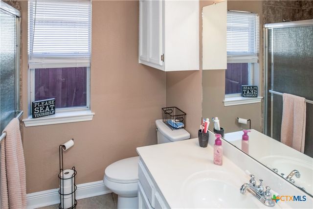 303 Bridle Lane, Victoria, TX 77904