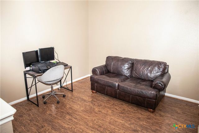 303 Bridle Lane, Victoria, TX 77904